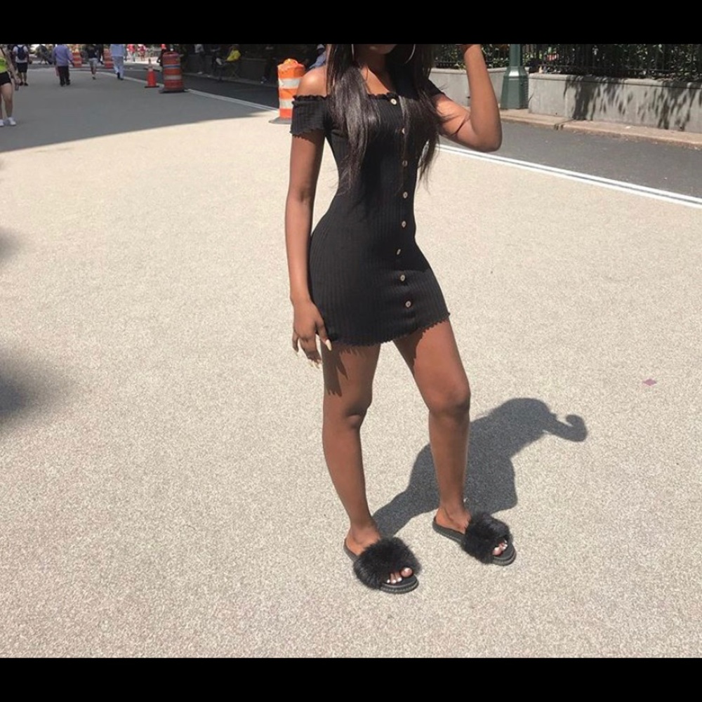 Off shoulder bodycon dress